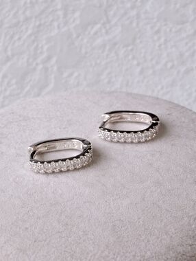 Dainty Diamond Huggie Hoops 925 Sterling Silver Pavé CZ Earrings 0.5" Minimalist